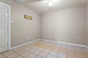 207 Washington Ave, Saginaw, TX 76179 - Photo 16
