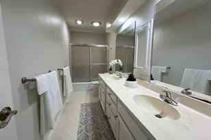 1205 Riverview Dr, Arlington, TX 76012 - Photo 22