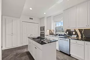 9418 Blue Jay Way, Irving, TX 75063 - Photo 8