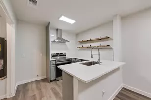 1000 S Mary St, Arlington, TX 76010 - Photo 10