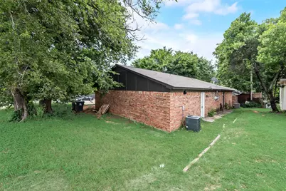 1000 S Mary Street, Arlington, TX 76010 - Photo 20