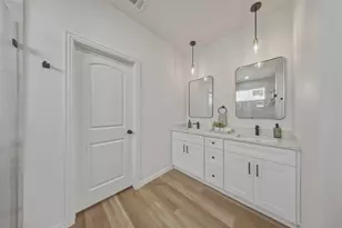 5559 Mercedes Cir, Granbury, TX 76048 - Photo 12