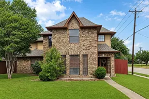 2401 Autumndale Dr, Mesquite, TX 75150 - Photo 1