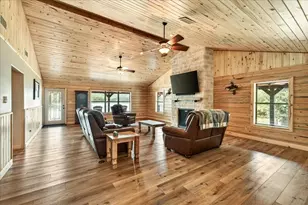 2789 Hanging Tree Rd, Bowie, TX 76230 - Photo 2