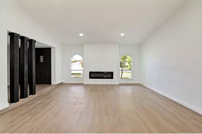 4618 Goodnight Trail, Grand Prairie, TX 75052 - Photo 4