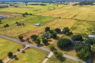 11454 Foutch Rd, Pilot Point, TX 76258 - Photo 38