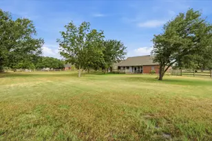 11454 Foutch Rd, Pilot Point, TX 76258 - Photo 26