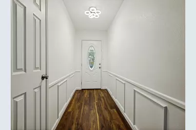 3716 Royal Valley Road, Grand Prairie, TX 75052 - Photo 2