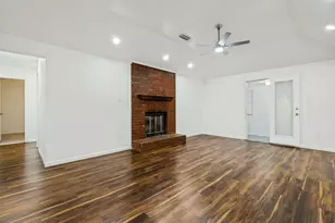 3716 Royal Valley Rd, Grand Prairie, TX 75052 - Photo 6