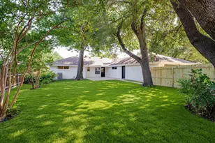 7727 La Risa Dr, Dallas, TX 75248 - Photo 26