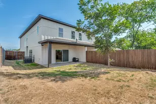 3728 Mt Ranier St, Dallas, TX 75211 - Photo 12