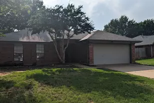 2706 Parkview Dr, Corinth, TX 76210 - Photo 1