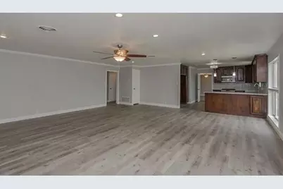 270 Butcher Point, Gainesville, TX 76240 - Photo 4