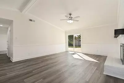 622 Grinnell Drive, Garland, TX 75043 - Photo 4