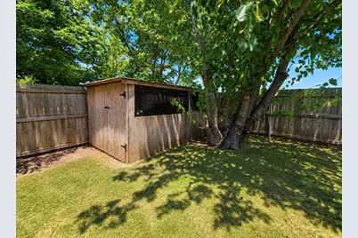 703 Perry Avenue, Waxahachie, TX 75165 - Photo 10