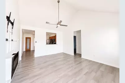 703 Perry Avenue, Waxahachie, TX 75165 - Photo 2