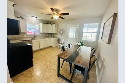 217 E Hull Street, Denison, TX 75021 - Photo 8