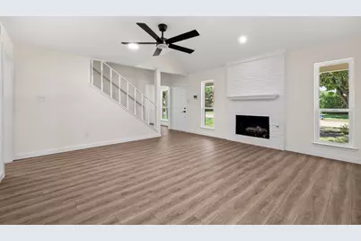 2006 Toulon Lane, Carrollton, TX 75007 - Photo 6