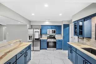 6001 Haden Dr, Waco, TX 76710 - Photo 12