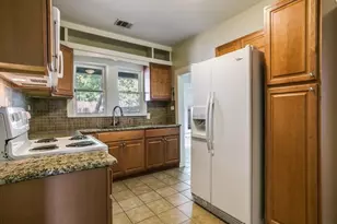 617 N Windomere Ave, Dallas, TX 75208 - Photo 6