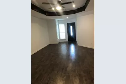 206 Matt Place, Grand Prairie, TX 75051 - Photo 1