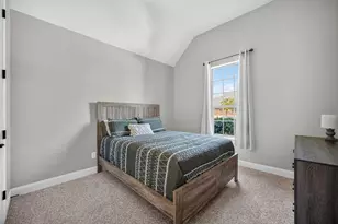 2112 Benjamin Creek Dr, Little Elm, TX 75068 - Photo 20