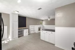 412 E Ross St, Waxahachie, TX 75165 - Photo 14