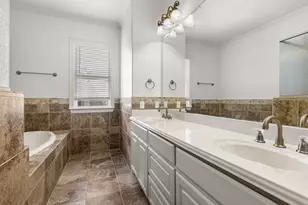 902 St George Pl, DeSoto, TX 75115 - Photo 18