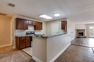 2118 Augusta St, Lancaster, TX 75146 - Photo 8