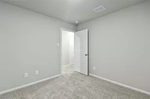 3101 Strawberry Farm Ln, Fort Worth, TX 76140 - Photo 18