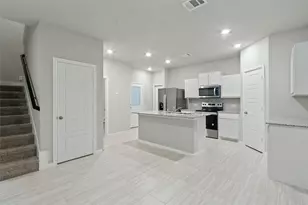 3101 Strawberry Farm Ln, Fort Worth, TX 76140 - Photo 6