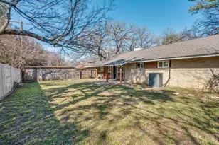 3406 Halifax Dr, Arlington, TX 76013 - Photo 24