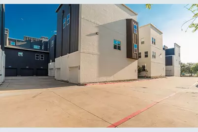 1217 Beaconfield Lane #811, Arlington, TX 76011 - Photo 2