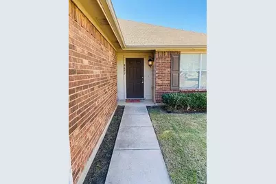 8657 Boswell Meadows Drive, Fort Worth, TX 76179 - Photo 2