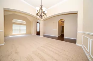 405 Fairweather St, DeSoto, TX 75115 - Photo 4