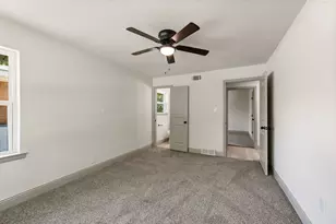 3557 Montreal Cir, Haltom City, TX 76117 - Photo 20