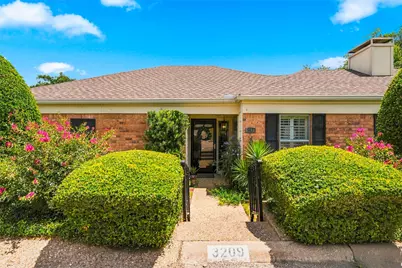 3209 Creekwood Circle, Waco, TX 76710 - Photo 2