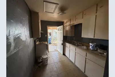 913 N 7th Street, Sanger, TX 76266 - Photo 2