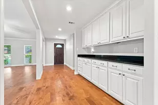 5264 Sherman Dr, The Colony, TX 75056 - Photo 10