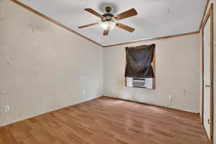 125 Enchanted Oaks Ct, Hudson Oaks, TX 76087 - Photo 18
