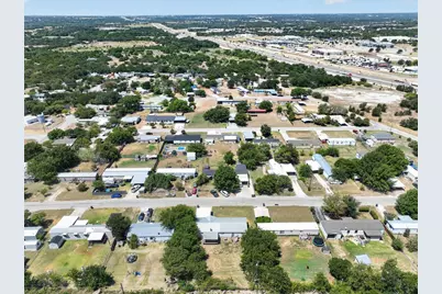 125 Enchanted Oaks Court, Hudson Oaks, TX 76087 - Photo 24