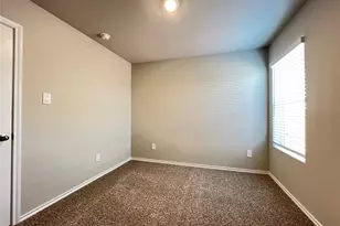 5557 Rollins Dr, Krum, TX 76249 - Photo 12