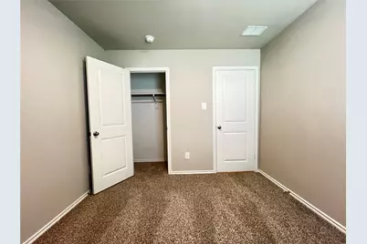 5557 Rollins Drive, Krum, TX 76249 - Photo 18