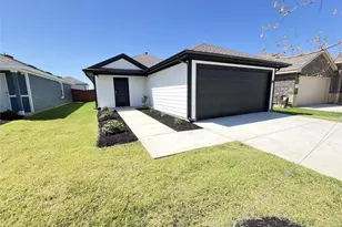 5557 Rollins Dr, Krum, TX 76249 - Photo 2