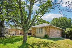 335 Robin Hill Ln, Duncanville, TX 75137 - Photo 26