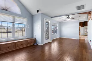 768 Longbranch Dr, Decatur, TX 76234 - Photo 6