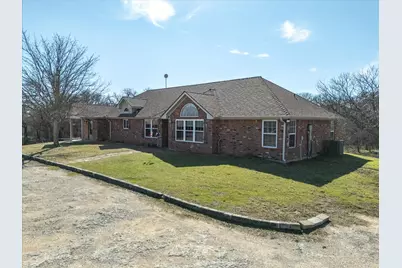 768 Longbranch Drive, Decatur, TX 76234 - Photo 2