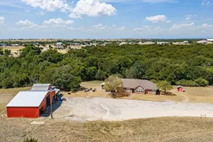 768 Longbranch Dr, Decatur, TX 76234 - Photo 4