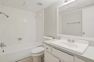 203 Trinidad Dr, Grand Prairie, TX 75052 - Photo 14