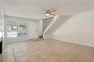 203 Trinidad Dr, Grand Prairie, TX 75052 - Photo 4